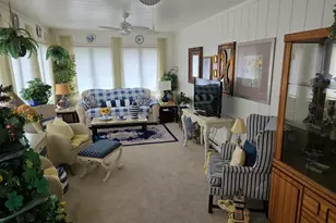 47 Carriage Hill Ct, Sterling, IL 61081 - Photo 6