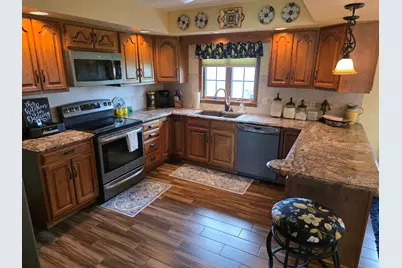 47 Carriage Hill Court, Sterling, IL 61081 - Photo 10