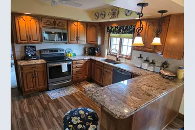 47 Carriage Hill Court, Sterling, IL 61081 - Photo 8