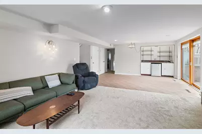 9330 Murray Court, Morton Grove, IL 60053 - Photo 18