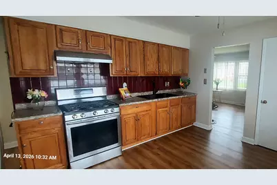 1105 Assell Avenue, Aurora, IL 60505 - Photo 10