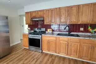 1105 Assell Ave, Aurora, IL 60505 - Photo 6