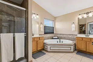 5 Orchid Ct, Streamwood, IL 60107 - Photo 16