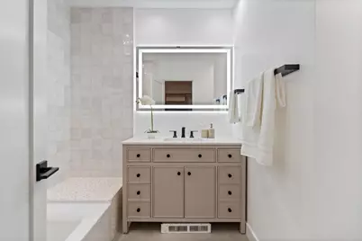 39 E Schiller Street #1E, Chicago, IL 60610 - Photo 20