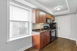 7728 N Ashland Ave, Chicago, IL 60626 - Photo 4