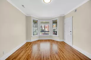 4437 N Drake Ave, Chicago, IL 60625 - Photo 2