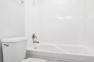 7724 N Ashland Ave, Chicago, IL 60626 - Photo 16