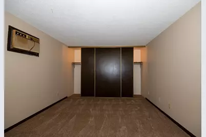 2224 Oneida Street #210, Joliet, IL 60435 - Photo 6