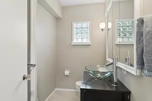 418 N Dryden Pl, Arlington Heights, IL 60004 - Photo 16