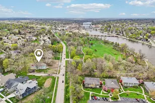 885 Geneva Rd, Saint Charles, IL 60174 - Photo 34