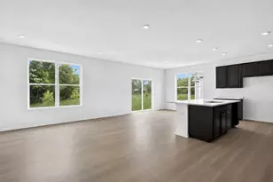 2021 Kenilworth Pl, Aurora, IL 60506 - Photo 6