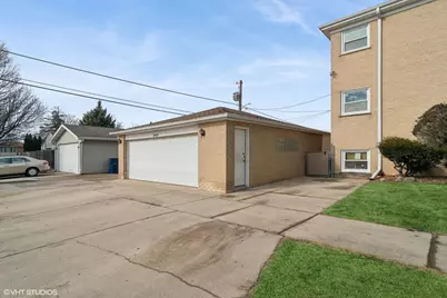 1600 N 17th Avenue #1, Melrose Park, IL 60160 - Photo 14
