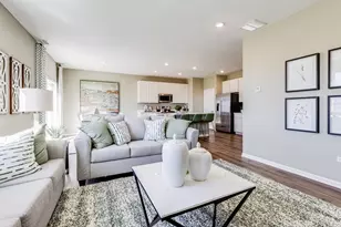 2025 Kenilworth Pl, Aurora, IL 60506 - Photo 4