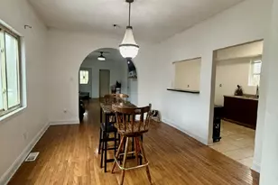 2846 E 101st St, Chicago, IL 60617 - Photo 10