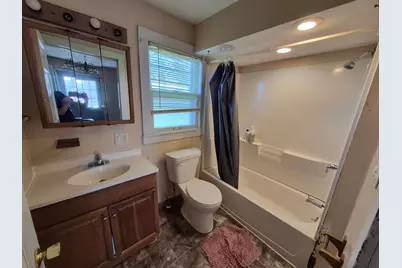 1202 17 Avenue, Viola, IL 61486 - Photo 14