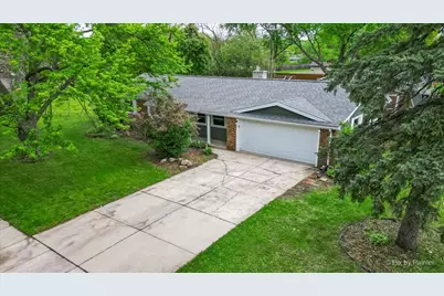 401 Hill Avenue, North Aurora, IL 60542 - Photo 14