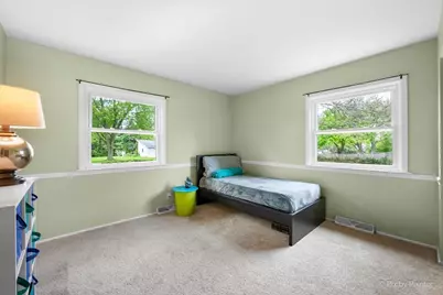 401 Hill Avenue, North Aurora, IL 60542 - Photo 8