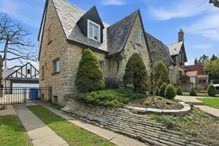 9011 S Leavitt St, Chicago, IL 60643 - Photo 2