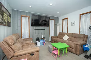 22816 Ridgeway Ave, Richton Park, IL 60471 - Photo 6