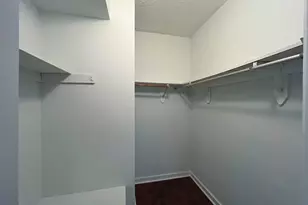 3727 N Pine Grove Ave, Chicago, IL 60613 - Photo 4