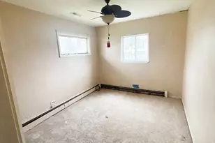 17W452 Butterfield Rd, Villa Park, IL 60181 - Photo 24