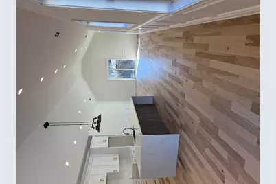 10734 S Worth Avenue, Worth, IL 60482 - Photo 8