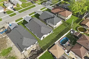 10734 S Worth Ave, Worth, IL 60482 - Photo 6