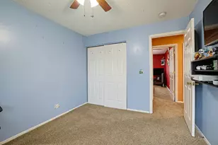 4453 Bell Ln, Hanover Park, IL 60133 - Photo 22
