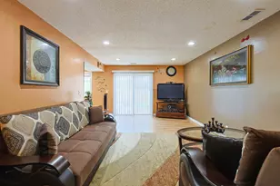 4453 Bell Ln, Hanover Park, IL 60133 - Photo 6