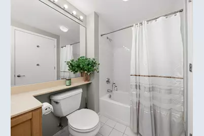 400 N La Salle Drive #2002, Chicago, IL 60654 - Photo 14