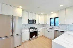 219 E Berkshire Ave, Lombard, IL 60148 - Photo 18