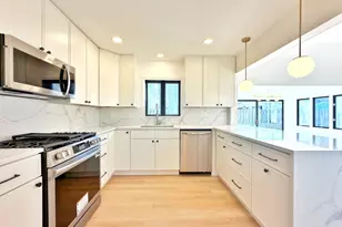 219 E Berkshire Ave, Lombard, IL 60148 - Photo 6