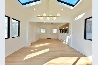 219 E Berkshire Avenue, Lombard, IL 60148 - Photo 12