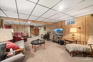 43W762 McDonald Rd, Elgin, IL 60124 - Photo 32