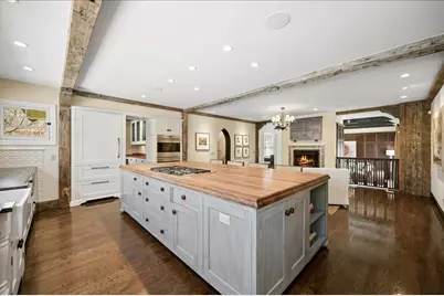 2448 Lincolnwood Drive, Evanston, IL 60201 - Photo 18