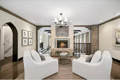 2448 Lincolnwood Drive, Evanston, IL 60201 - Photo 22