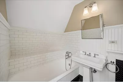 2448 Lincolnwood Drive, Evanston, IL 60201 - Photo 42