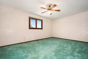 8146 Braeburn Ln, Orland Park, IL 60462 - Photo 12