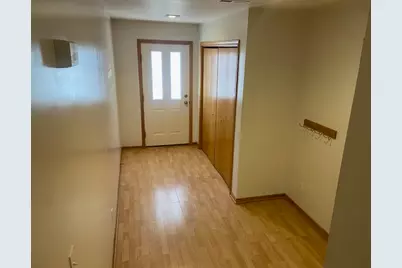 674 S Peace Road, Sycamore, IL 60178 - Photo 2