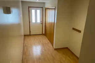 674 S Peace Rd, Sycamore, IL 60178 - Photo 2