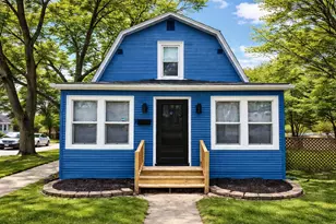 9820 S California Ave, Evergreen Park, IL 60805 - Photo 2