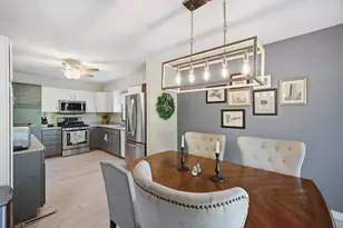 1928 N High Grove Ln, Palatine, IL 60074 - Photo 8