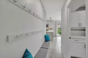 1355 Beckett Ln, Schaumburg, IL 60173 - Photo 18