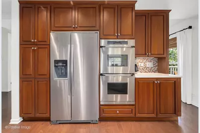 11025 Edgebrook Lane, Indian Head Park, IL 60525 - Photo 14