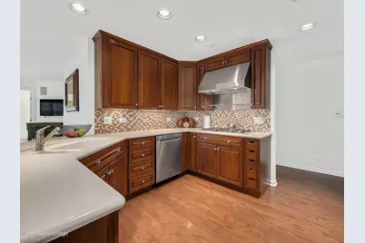 11025 Edgebrook Lane, Indian Head Park, IL 60525 - Photo 12