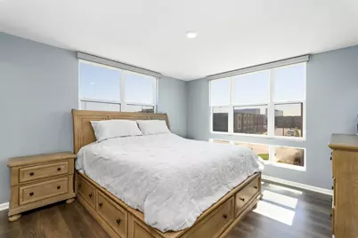 1210 Lakepointe Drive, Schaumburg, IL 60173 - Photo 10