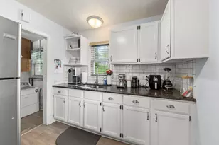 1335 College Ave, Wheaton, IL 60187 - Photo 8