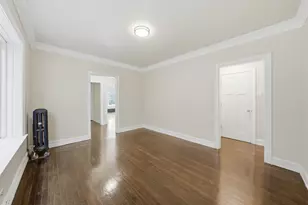 8026 S Dobson Ave, Chicago, IL 60619 - Photo 16