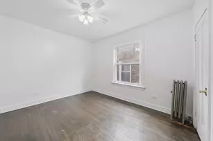 8026 S Dobson Ave, Chicago, IL 60619 - Photo 10