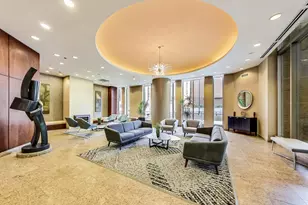 222 N Columbus Dr, Chicago, IL 60601 - Photo 2